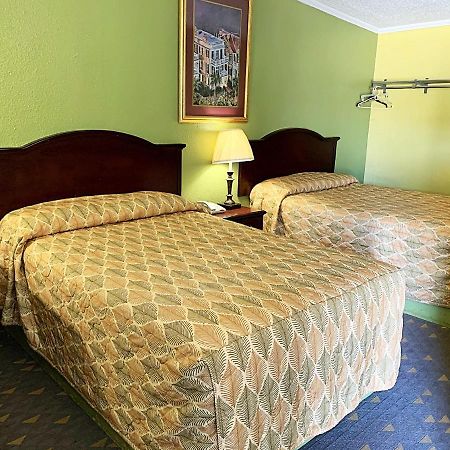 Luxury Inn Midland Luaran gambar